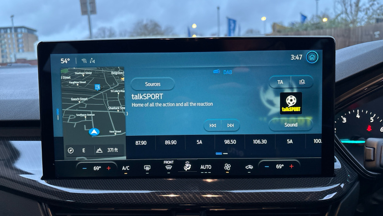 Ford Focus 1.0 EcoBoost Hybrid mHEV 155 ST-Line 5dr Auto Petrol Hatchback